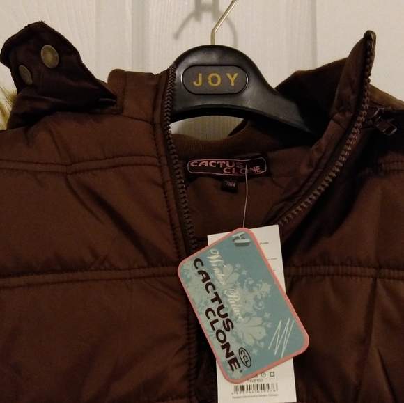 Cactus Clone puffer vest - NWT - Picture 2 of 10